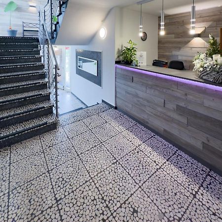 Hotel Schmidt Garni エッセン エクステリア 写真
