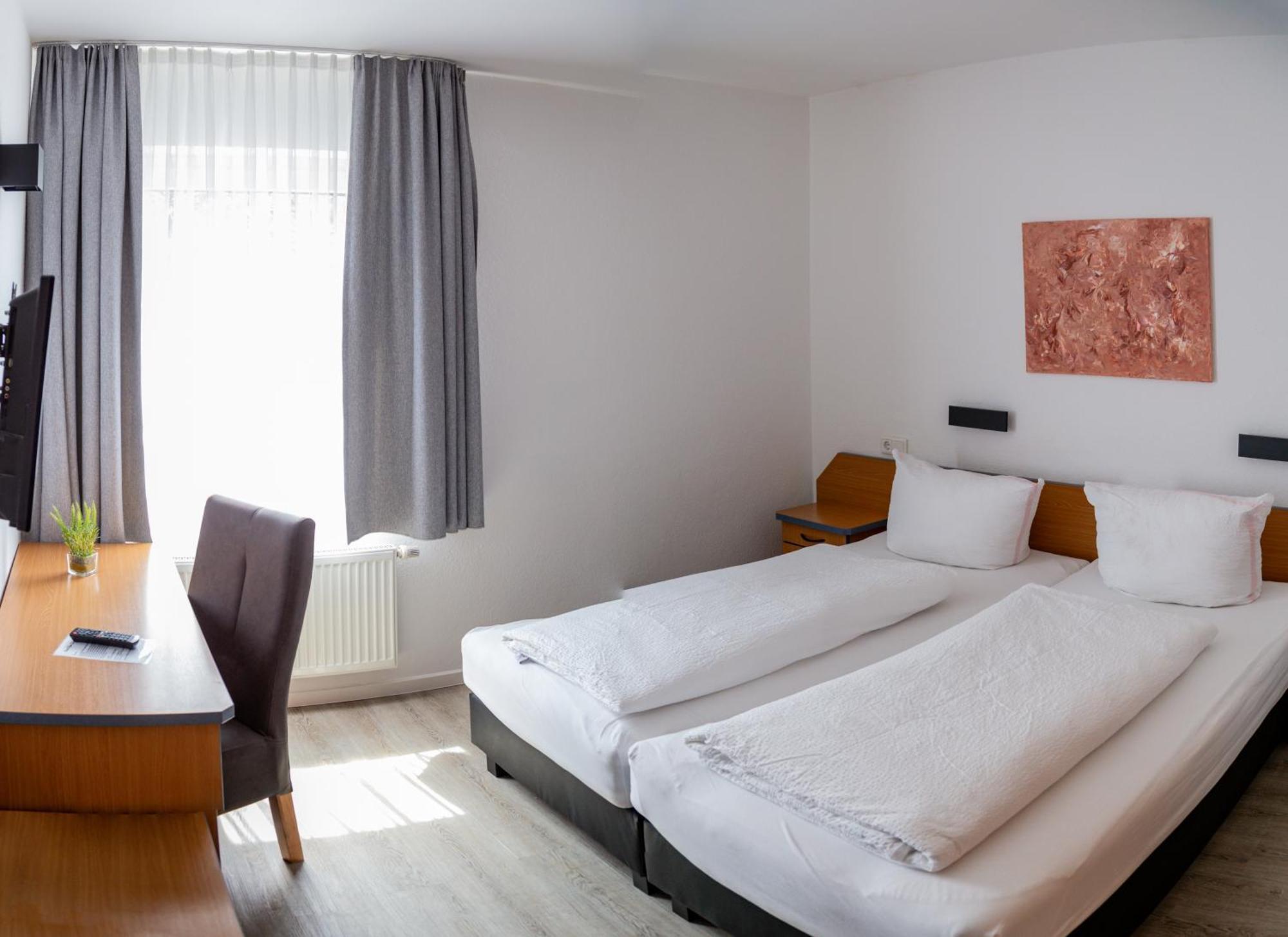 Hotel Schmidt Garni エッセン エクステリア 写真