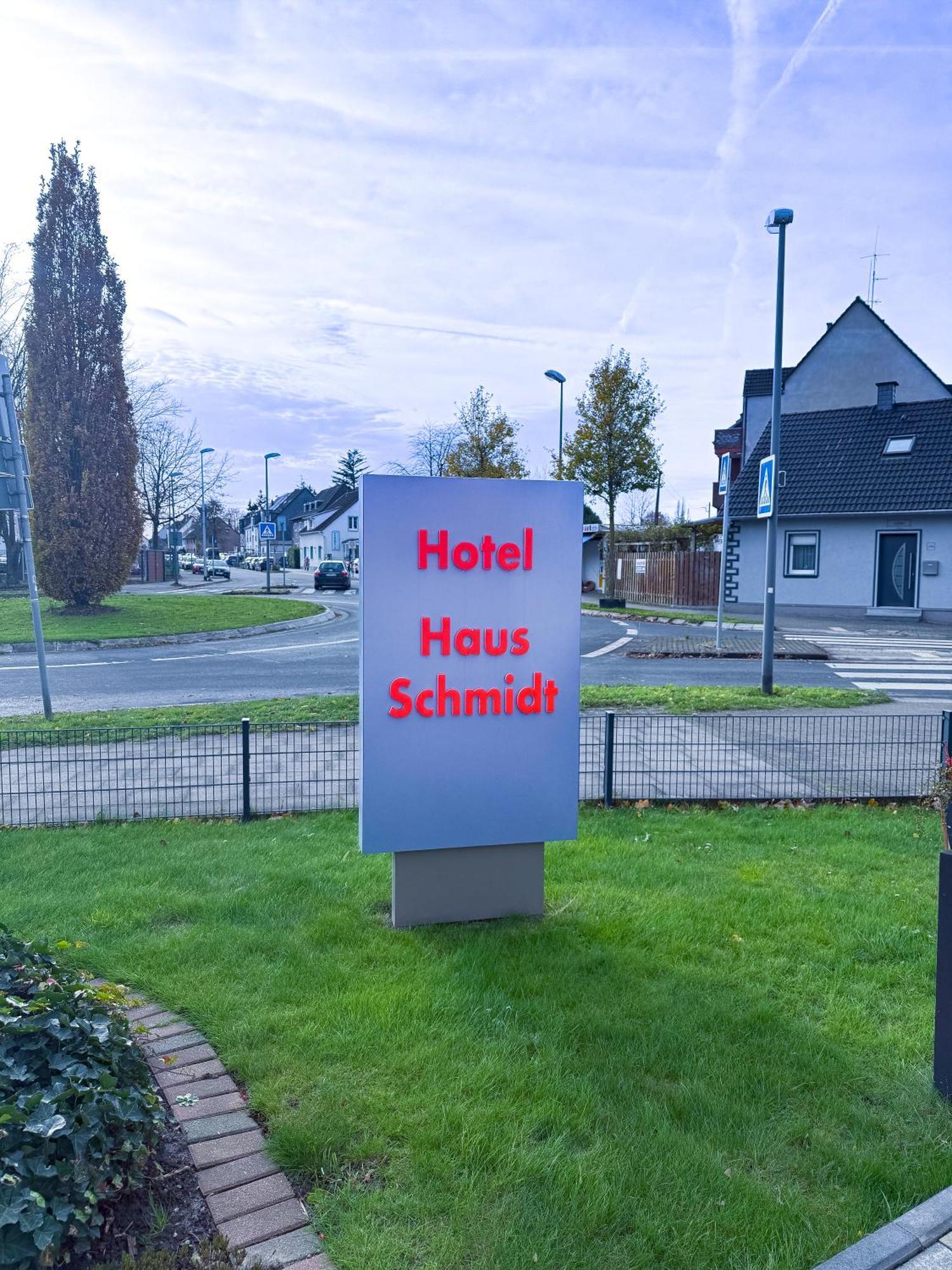 Hotel Schmidt Garni エッセン エクステリア 写真